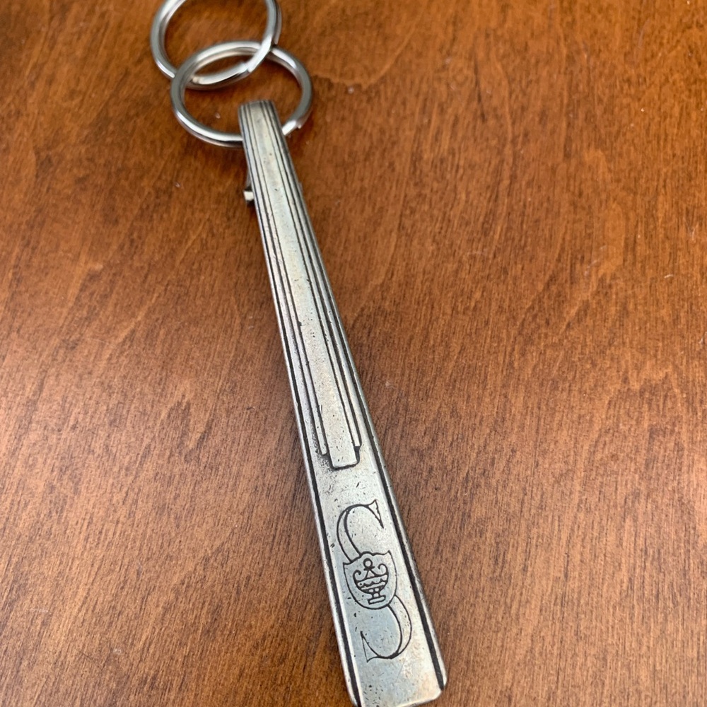 Elegant Sheraton vintage silverware  Key Holder